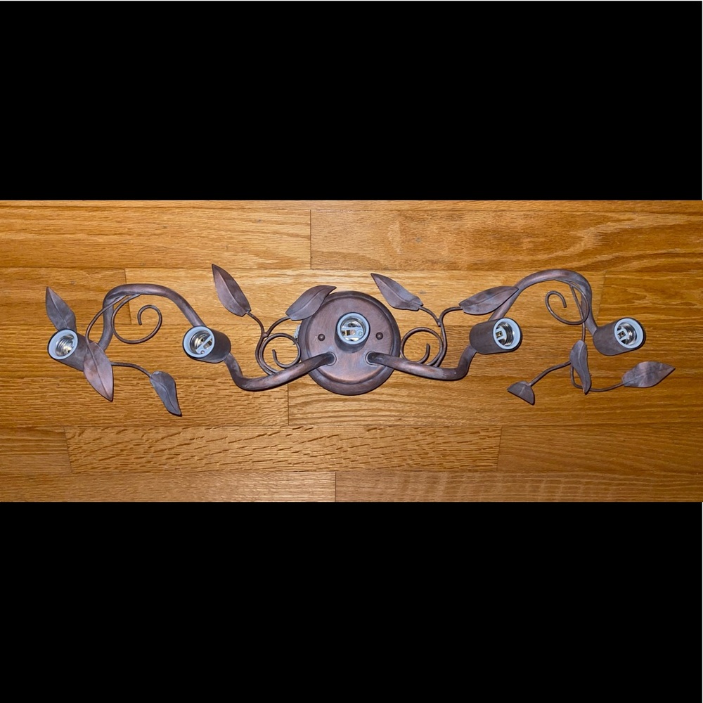 Like New light fixture